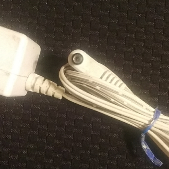 AC Adapter-class 2 transformer charger - Picture 2 of 2